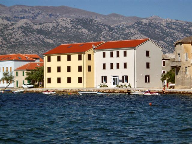 Appartement Tamarix für 2 mit Blick auf das Meer und den Strand, Vinjerac - Zadar