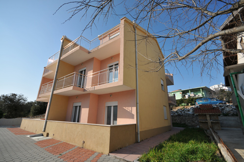 Apartments Neve- Marina near Trogir AP101 (4+2)