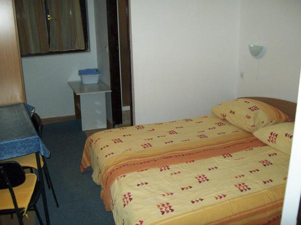 Victor Apartments Rogoznica Room (2+0)